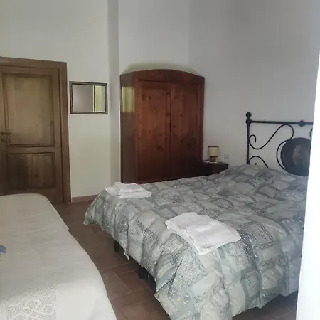 בית חווה Borgo San Benedetto פייטרלונגה