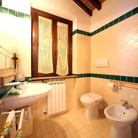 Agriturismo Borgo San Benedetto *