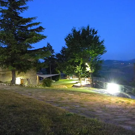 Farm stay Agriturismo Borgo San Benedetto Pietralunga (Umbria)
