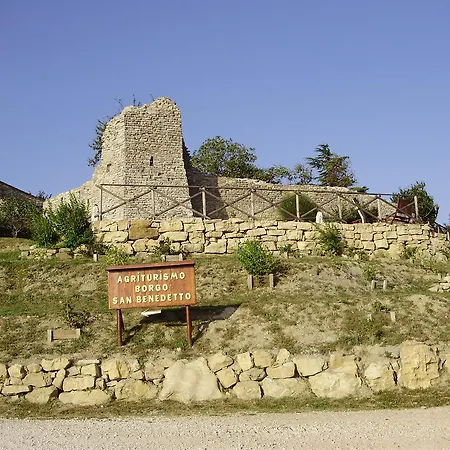 Farm stay Agriturismo Borgo San Benedetto